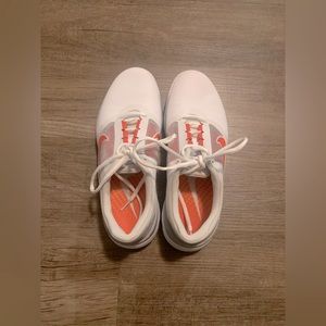 White Nike sneakers Men’s size 11